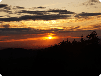 高原の夕日