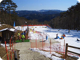 雪そりゲレンデ